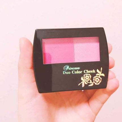 エルファー プリンセスデュオカラーチーク A/DAISO/パウダーチークを使ったクチコミ(1枚目)