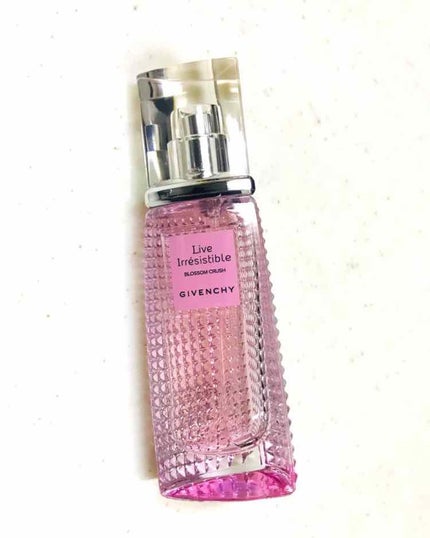 リヴ イレジスティブル ブロッサム クラッシュ オーデトワレ 30ml/GIVENCHY/香水(レディース)を使ったクチコミ(1枚目)
