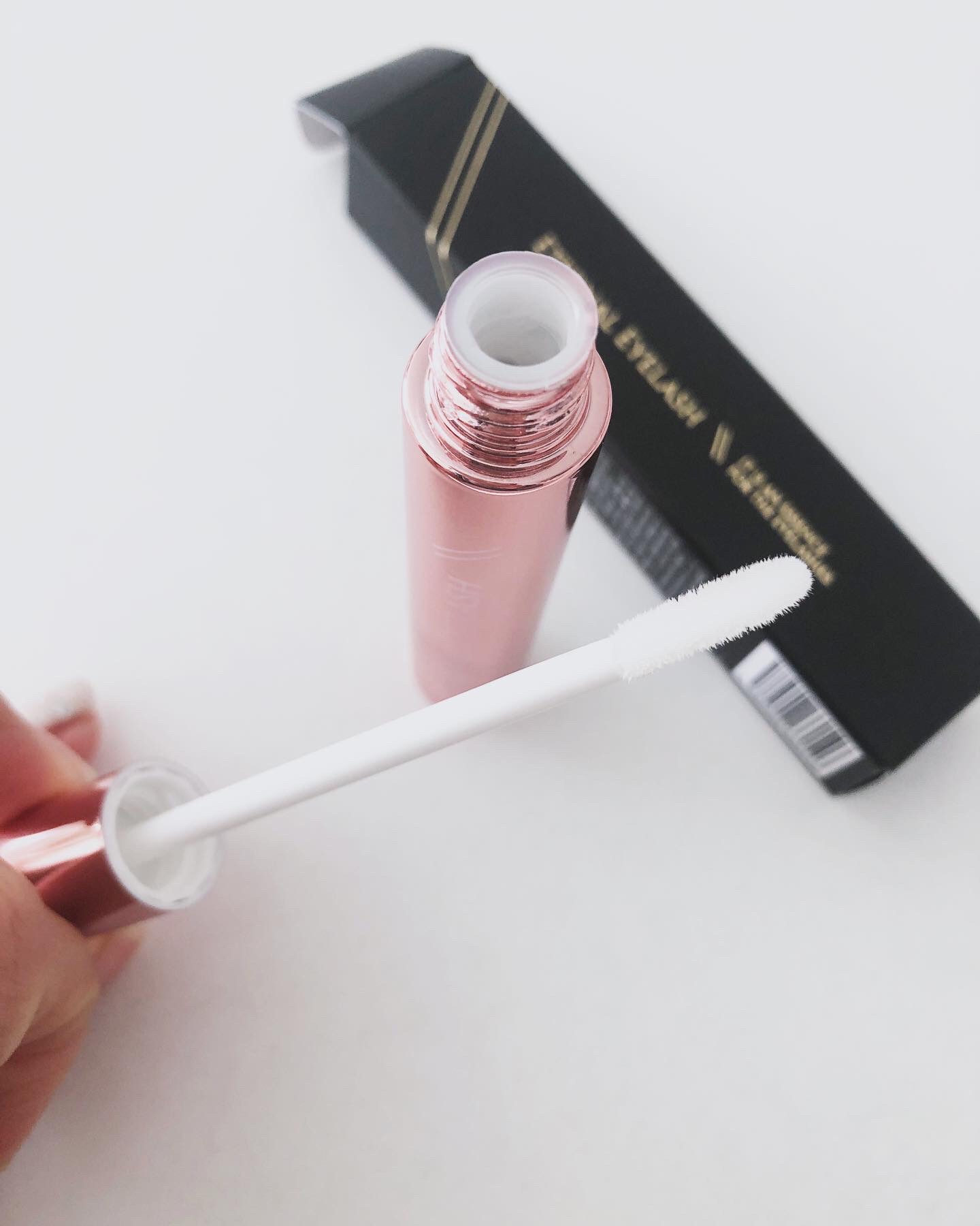 エターナルアイラッシュ/リュバンブラン/まつげ美容液を使ったクチコミ（1枚目）