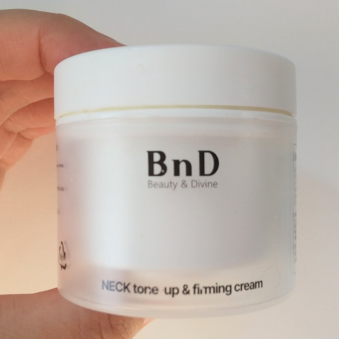 BnD ネックアイロン トーンアップ クリーム/BnD/ネック・デコルテケアを使ったクチコミ(2枚目)