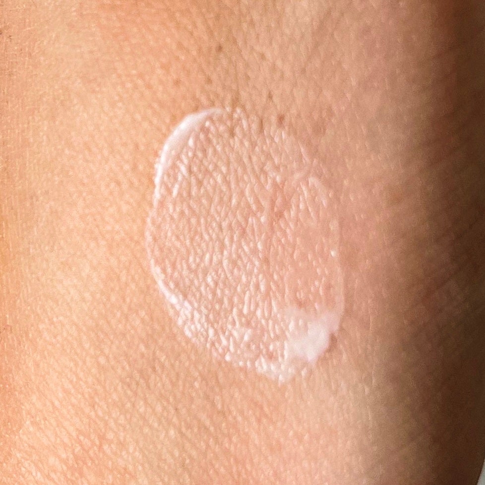 アイメイクベース/CEZANNE/アイシャドウベースを使ったクチコミ(3枚目)