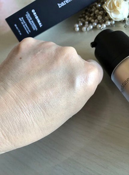 オリジナル リキッド ミネラル ファンデーション/bareMinerals/リキッドファンデーションを使ったクチコミ(4枚目)