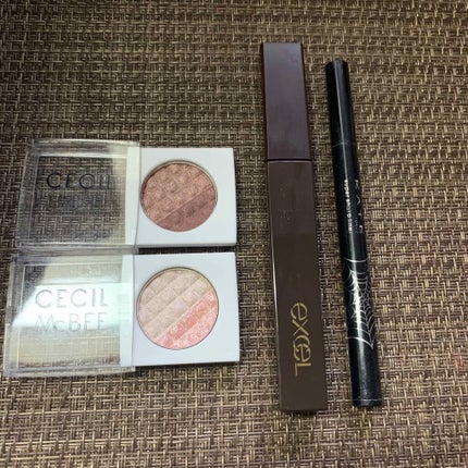 CMBパウダーアイシャドウ/セリア/単色アイシャドウを使ったクチコミ(4枚目)