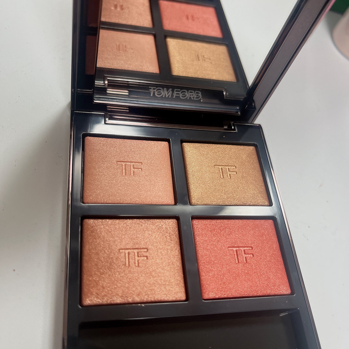 アイ カラー クォード/TOM FORD BEAUTY/アイシャドウパレットを使ったクチコミ(2枚目)