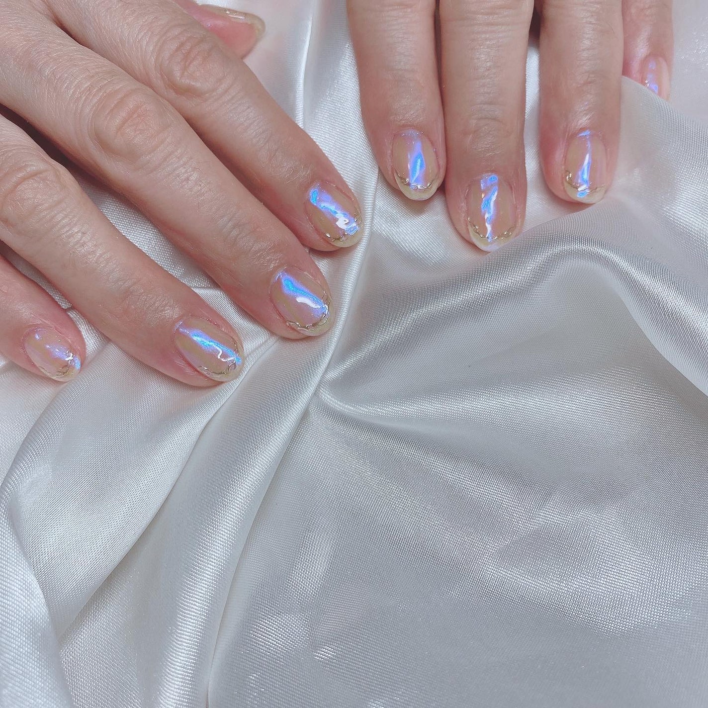 kanna on LIPS 「・・・ブルーオーロラ×ミラーラインフレンチ🌈透明感とブルーが梅..」(1枚目)