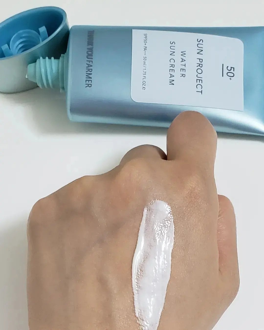 サンプロジェクト ウォーターサンクリーム SPF50+ PA+++/THANK YOU FARMER/日焼け止めクリームを使ったクチコミ(5枚目)