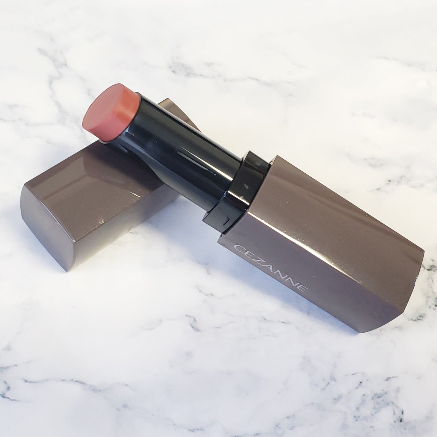 リップカラーシールド/CEZANNE/口紅を使ったクチコミ(2枚目)