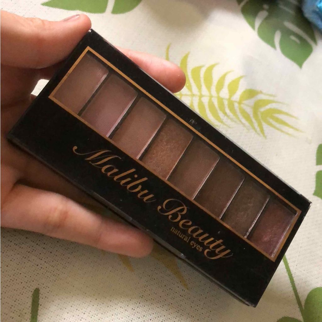 ナチュラルアイズ/マリブビューティー/アイシャドウパレットを使ったクチコミ(1枚目)