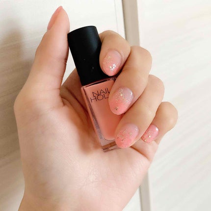 なあさん。▷LIPSパートナー on LIPS 「【セルフネイル】ずっと家にいて楽しくないので、セルフネイルしち..」(1枚目)