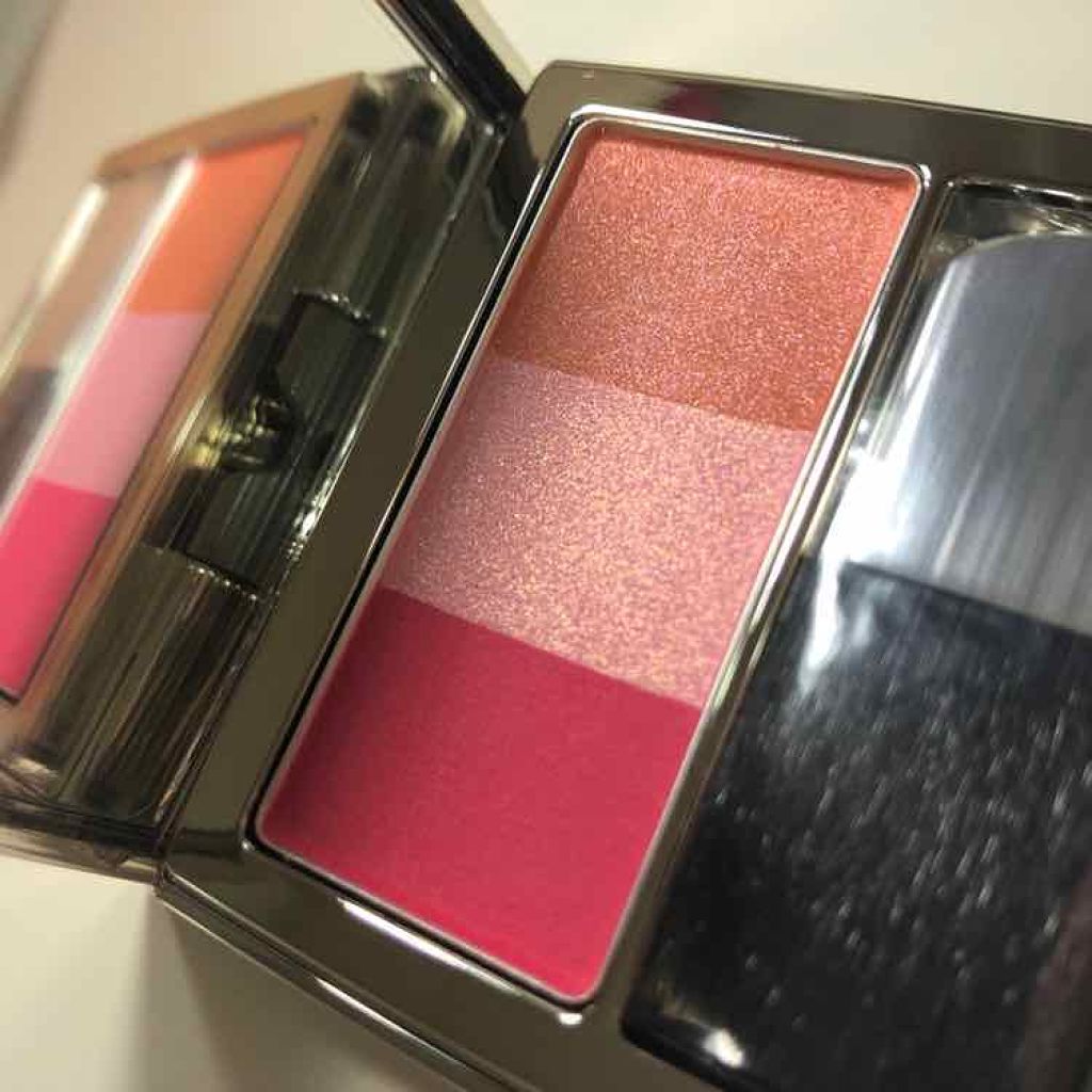 カラーパフォーマンスチークス/RMK/パウダーチークを使ったクチコミ(2枚目)