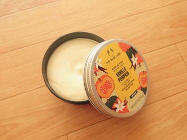 ホイップドボディバター バニラパンプキン/THE BODY SHOP/ボディクリームを使ったクチコミ（1枚目）