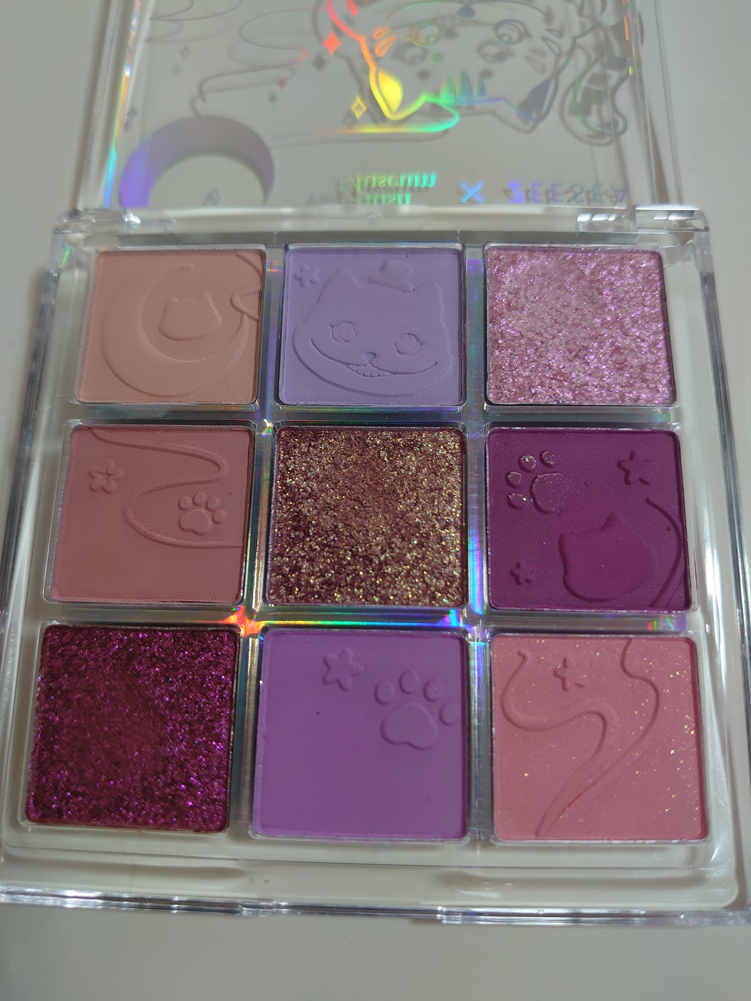 クォーツ 9色アイシャドウパレット(ドリームランドアイシャドウ