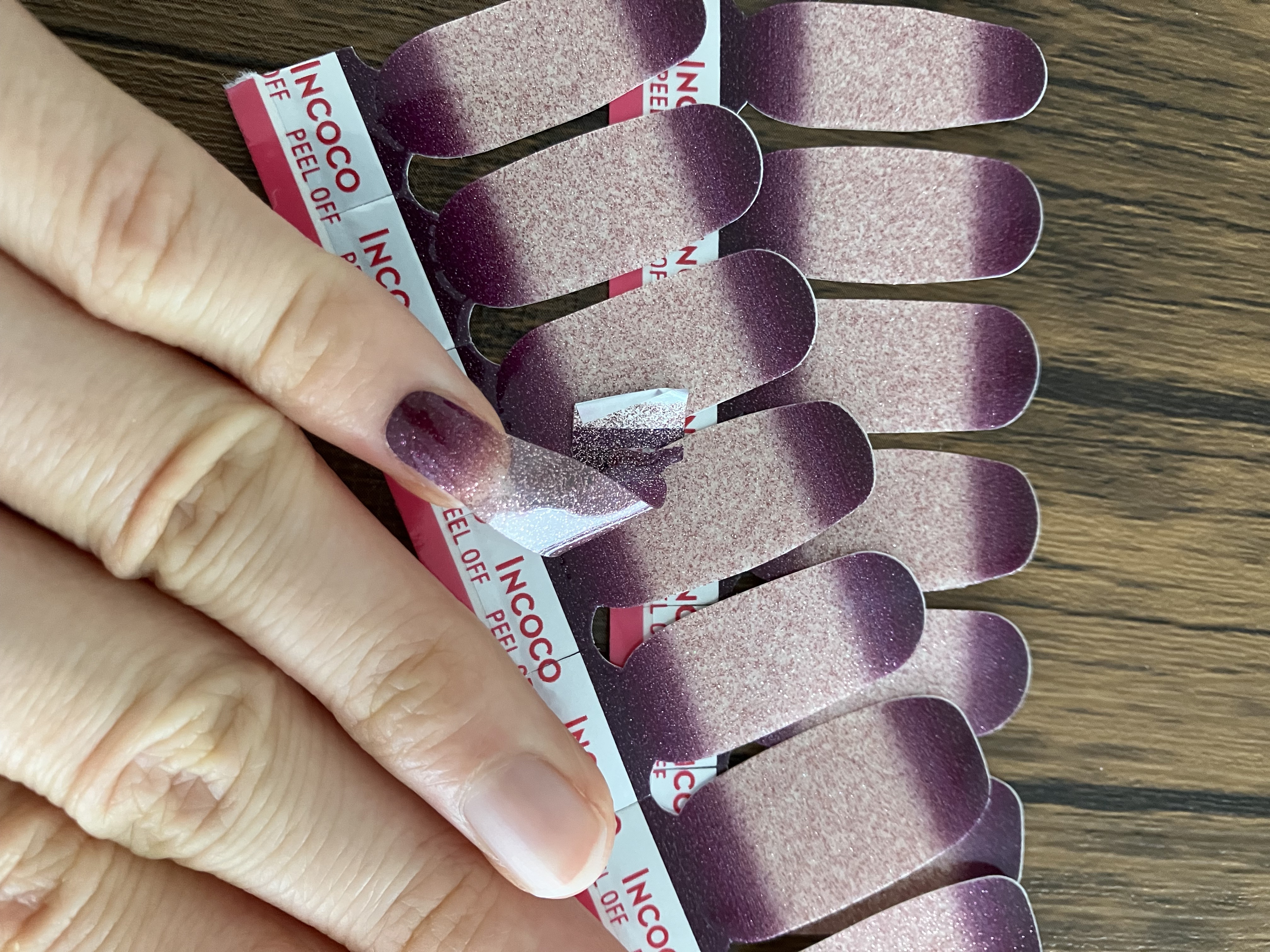 INCOCO インココ  マニキュアシート マルベリー フィズ (Mulberry Fizz) /インココ/ネイルシールを使ったクチコミ（3枚目）