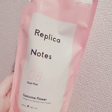 Replica Notes ファブリックミスト フェミニンフラワーのクチコミ「マツキヨオリジナルのレプリカノーツ　08 Feminine Flowerの香りがMissDio.....」（2枚目）