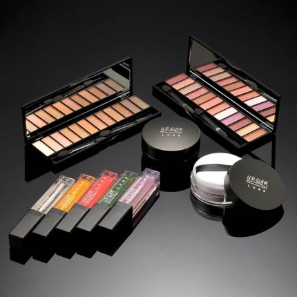 UR GLAM LUXE 4 COLORS EYESHADOW PALLET/U R GLAM/アイシャドウパレットを使ったクチコミ(2枚目)