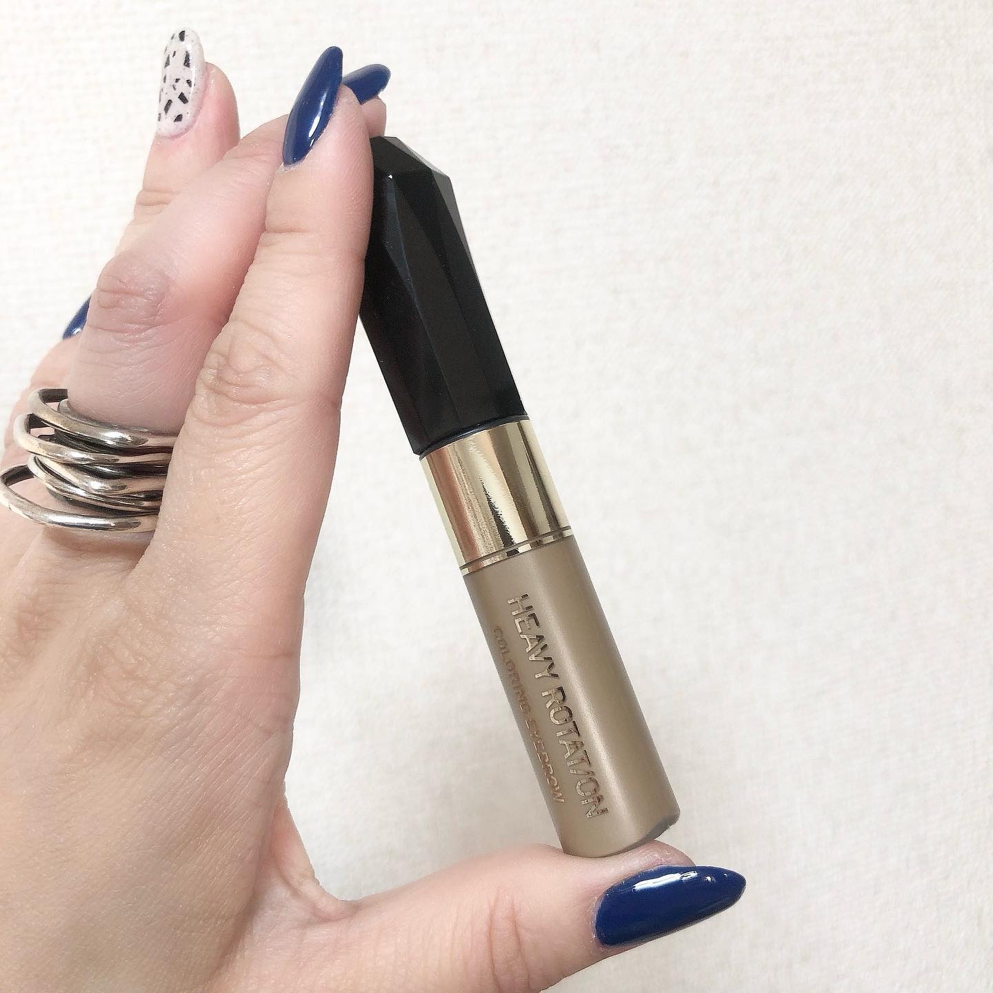 カラーリングアイブロウ 52 ブラウンピスタチオ/ヘビーローテーション/眉マスカラを使ったクチコミ（2枚目）