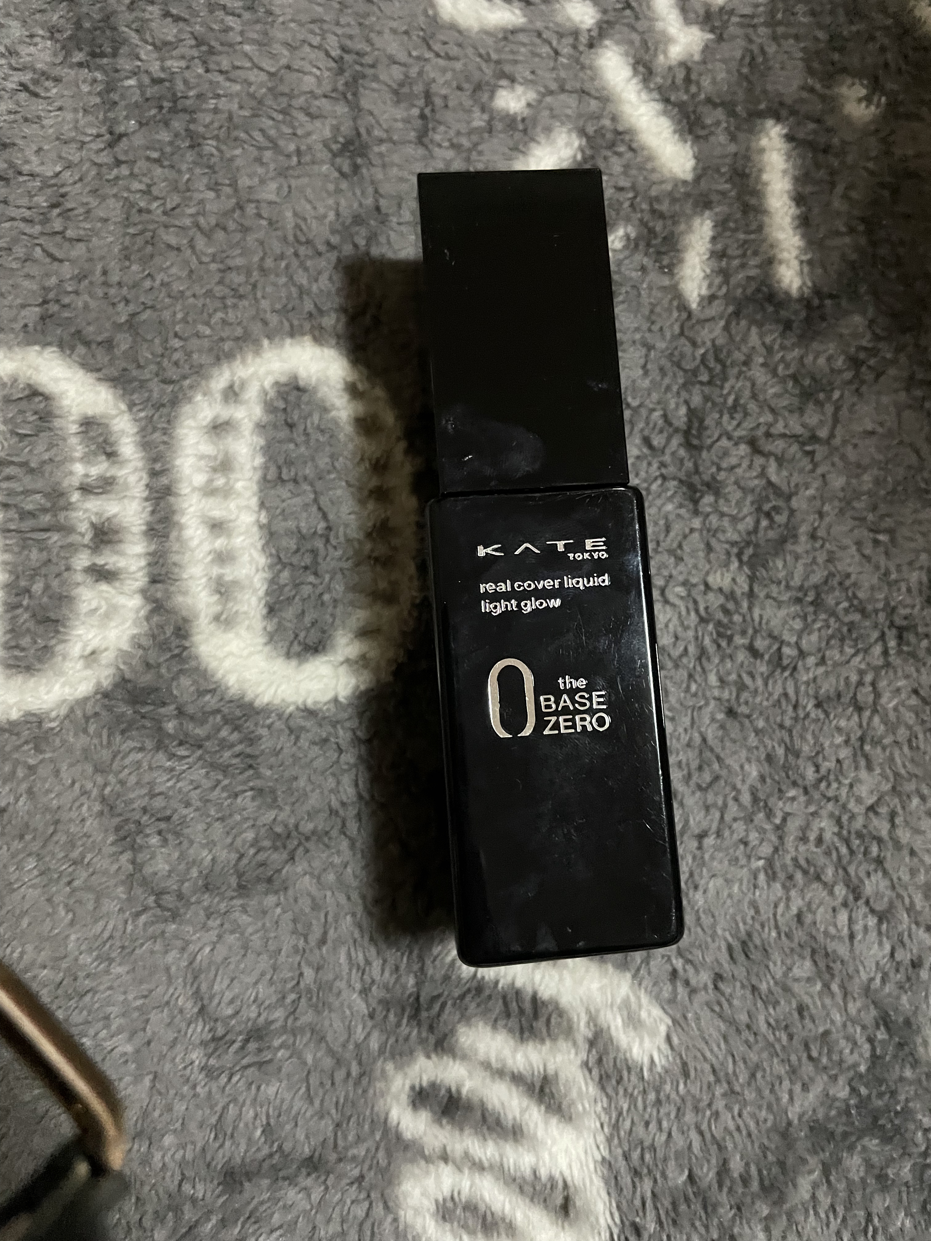 リアルカバーリキッド（ライトグロウ）/KATE/リキッドファンデーションを使ったクチコミ（1枚目）