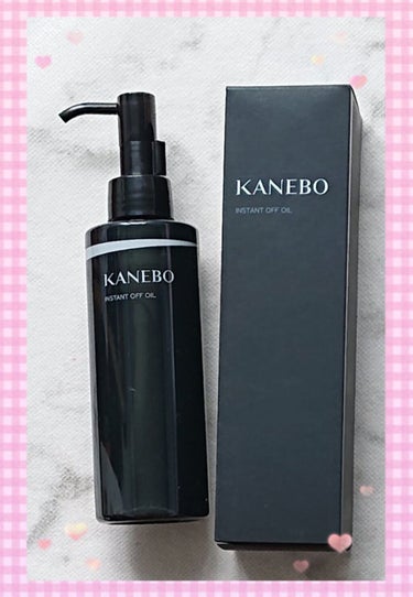KANEBO インスタント　オフ　オイル
180mL  3850円（税込）

こちらもこないだアイシャドウ購入時に
一緒に買いました🥰

ブラックで高級感ありな格好いいボトルです。

使用方法は顔や手を