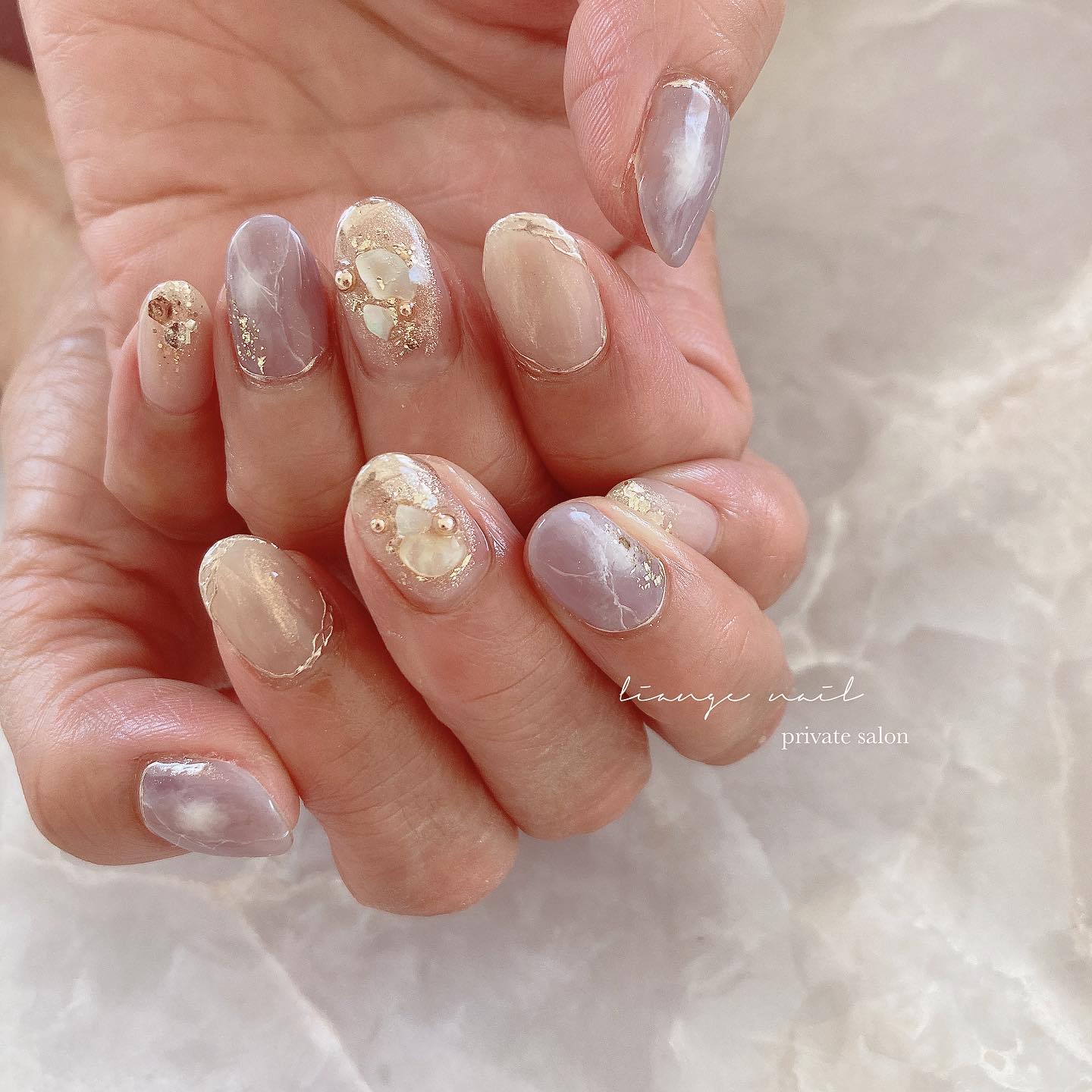 #リアンジェネイル,#柏ネイル,#ネイル,#春ネイル,#大人ニュアンスネイル,#ニュアンスネイル,#ジェルネイル,#ミラーネイル,#シェルネイル,#天然石ネイルのネイルデザイン