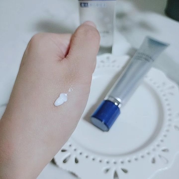 薬用メラノシグナルエッセンス/トランシーノ/美容液を使ったクチコミ(4枚目)