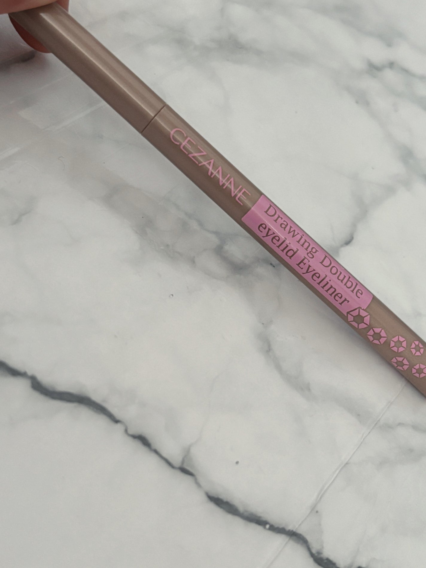 描くふたえアイライナー/CEZANNE/リキッドアイライナーを使ったクチコミ(1枚目)