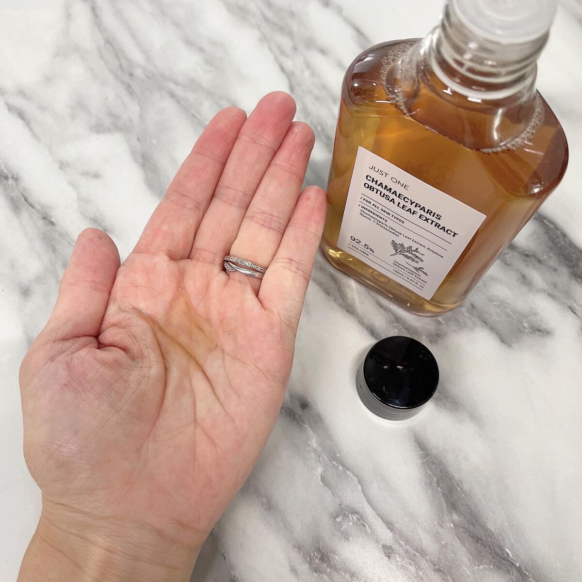 JUST ONE ヴィーガンエッセンス/BOM/化粧水を使ったクチコミ(4枚目)