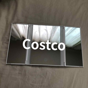 初投稿です✨
コストコで購入した三面鏡を紹介します‼︎
お値段は3000円しないくらいでした🦋
ライトも3展開あって使いやすい、、、
後ろをいじると角度調整も可能なお得すぎる商品でいい買い物できました🤩