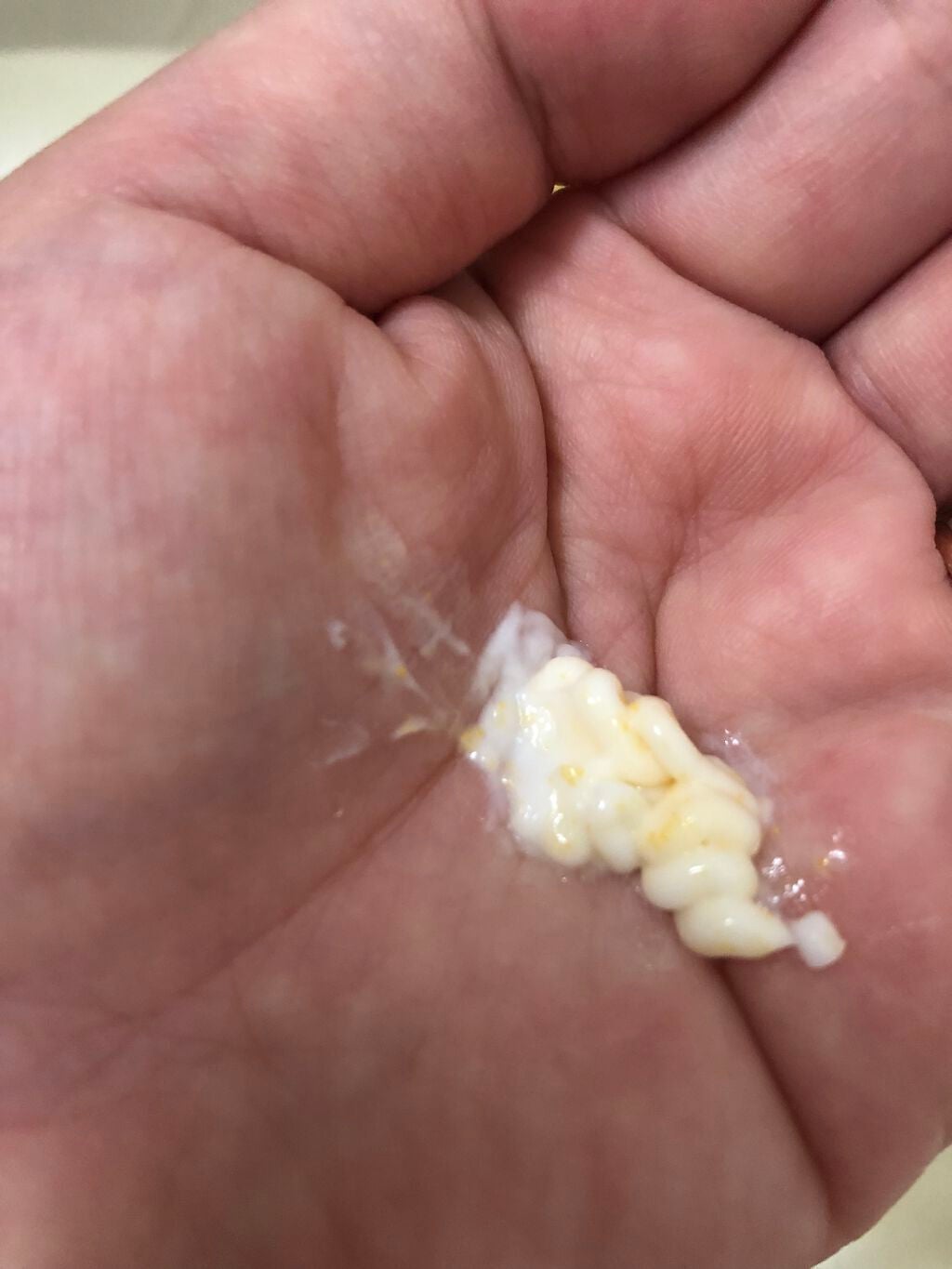 パンテーン エフォートレス クイック リペアー カプセル ヴィタミルク(洗い流さないトリートメント)/パンテーン/ヘアミルクを使ったクチコミ(3枚目)