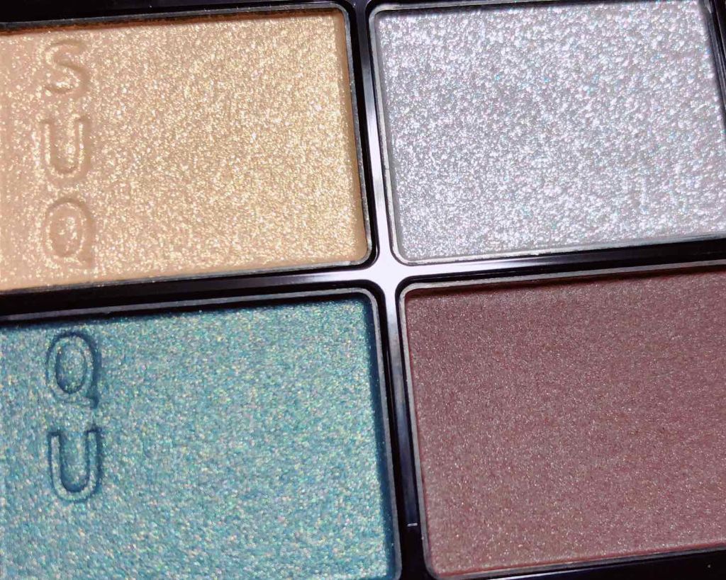 2018 クリスマス アイシャドウ コンパクト/SUQQU/アイシャドウパレットを使ったクチコミ(2枚目)