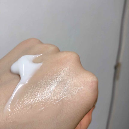 ラベンダー リラックスハンドクリーム/L'OCCITANE/ハンドクリームを使ったクチコミ(2枚目)