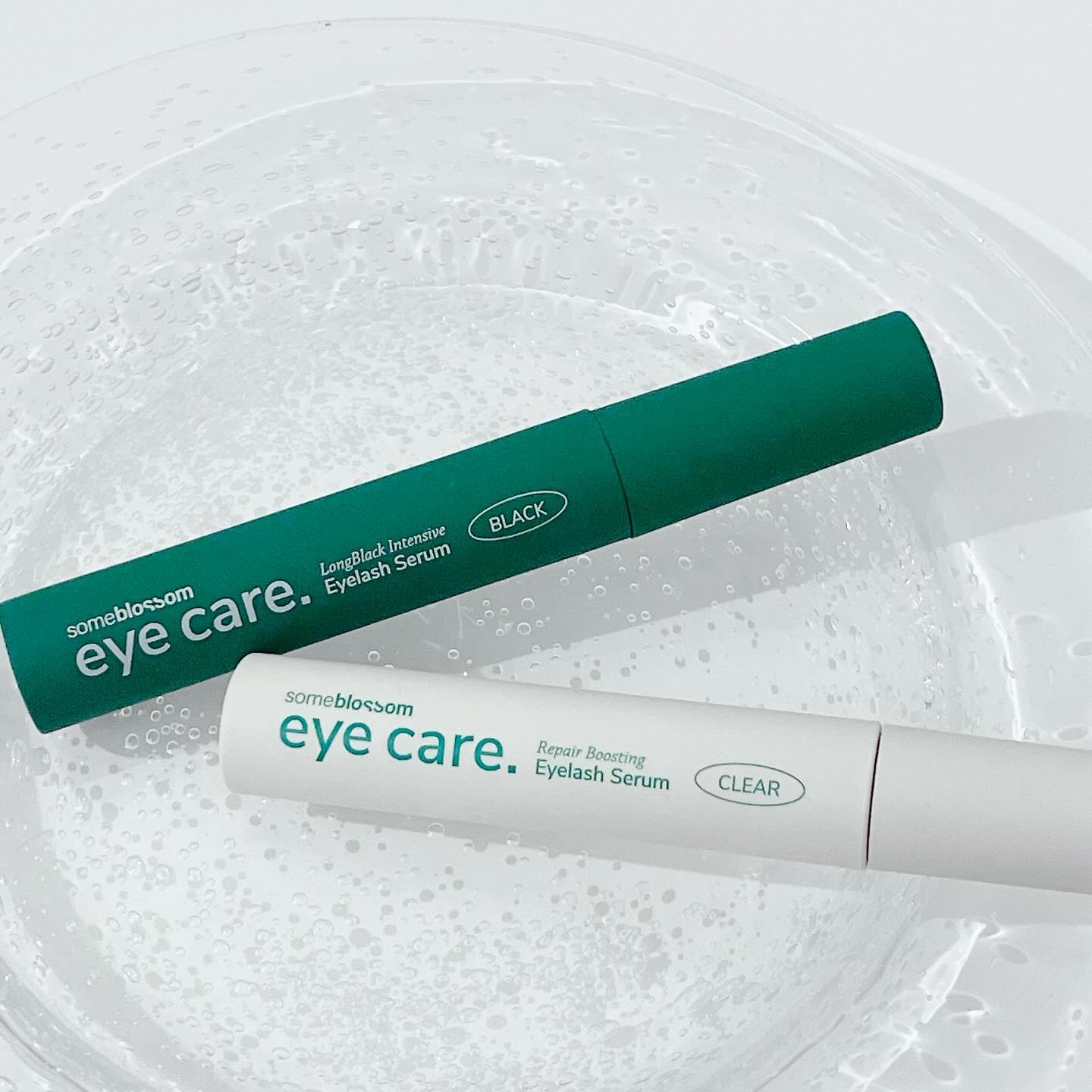 someblossom ロングブラックインセイティブアイラッシュセラムのクチコミ「SOMEBLOSSOM（サムブロッサム）
24時間まつ毛ケアできる美容液セット🤍

メガ割も始.....」（1枚目）