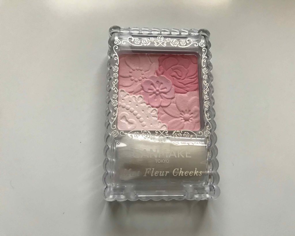 マットフルールチークス/キャンメイク/パウダーチークを使ったクチコミ(1枚目)