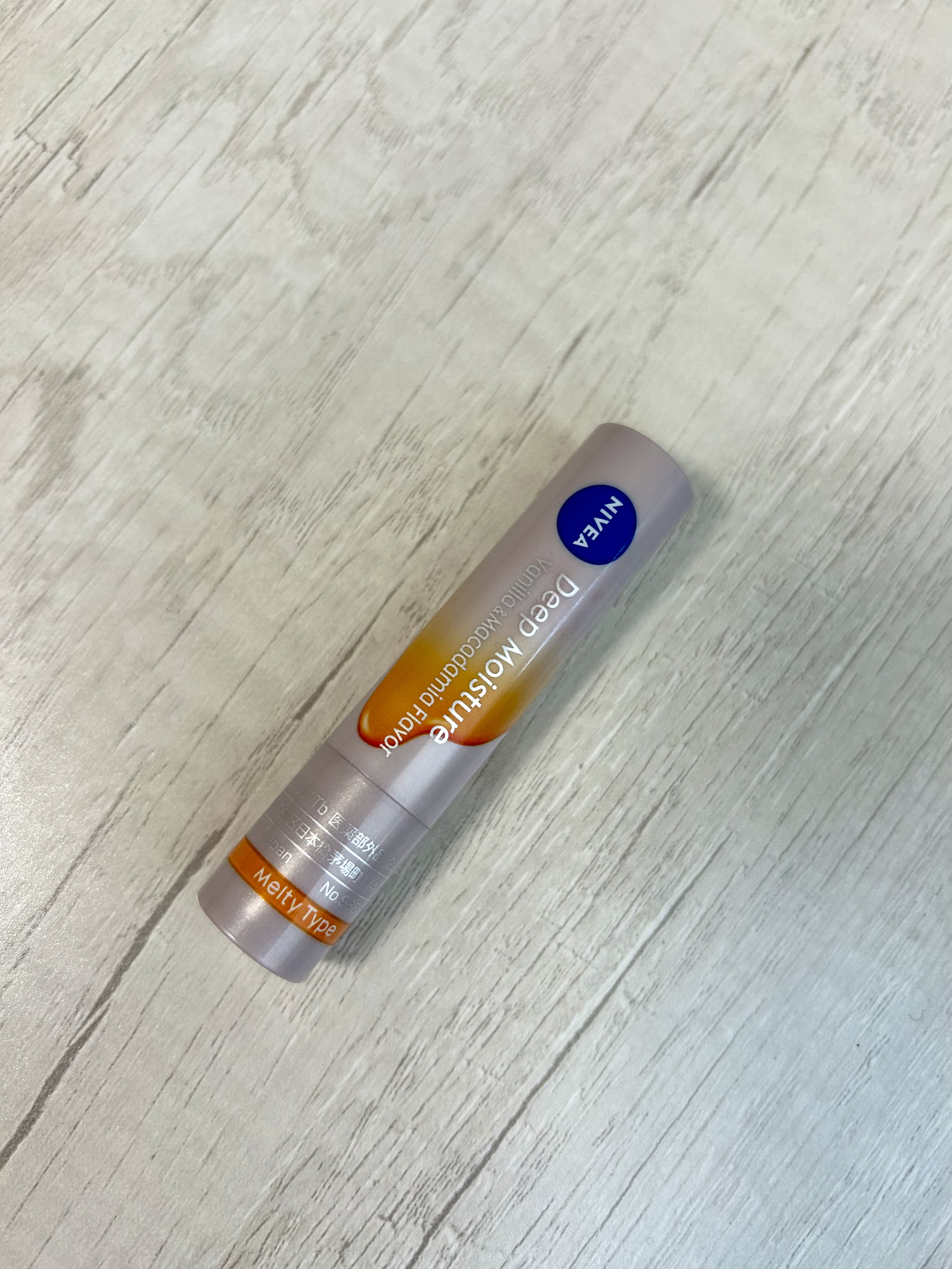 ニベア ディープモイスチャーリップ メルティタイプ/ニベア/リップクリームを使ったクチコミ（1枚目）