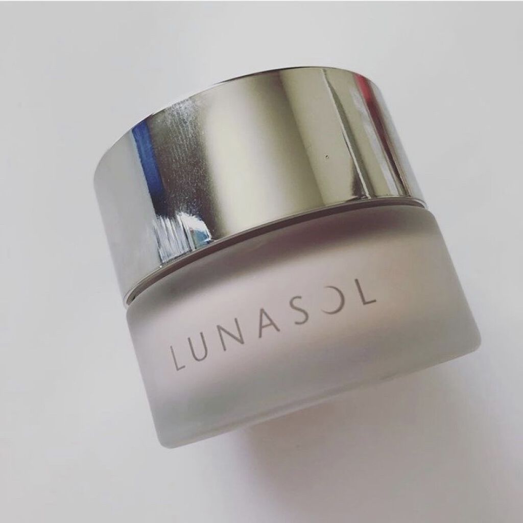 グロウイングシームレスバーム SO01/LUNASOL/クリーム・エマルジョンファンデーションを使ったクチコミ（1枚目）