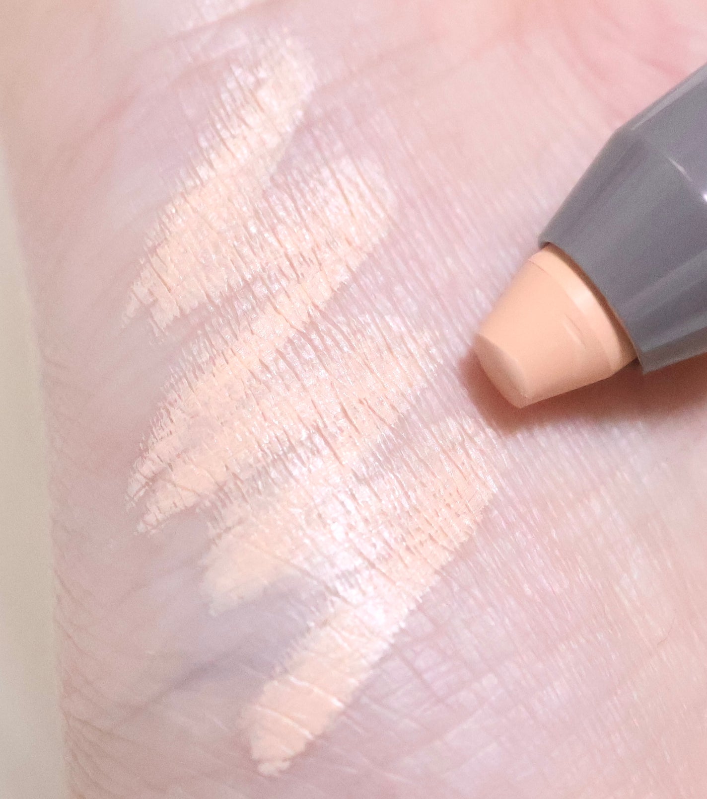 クレヨンコンシーラー/チャコット・コスメティクス/ペンシルコンシーラーを使ったクチコミ(2枚目)