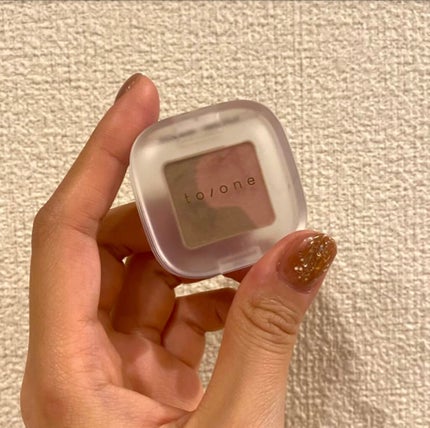 ペタル フロート アイシャドウ 04 FLORA ON SAND/to/one/アイシャドウパレットの画像