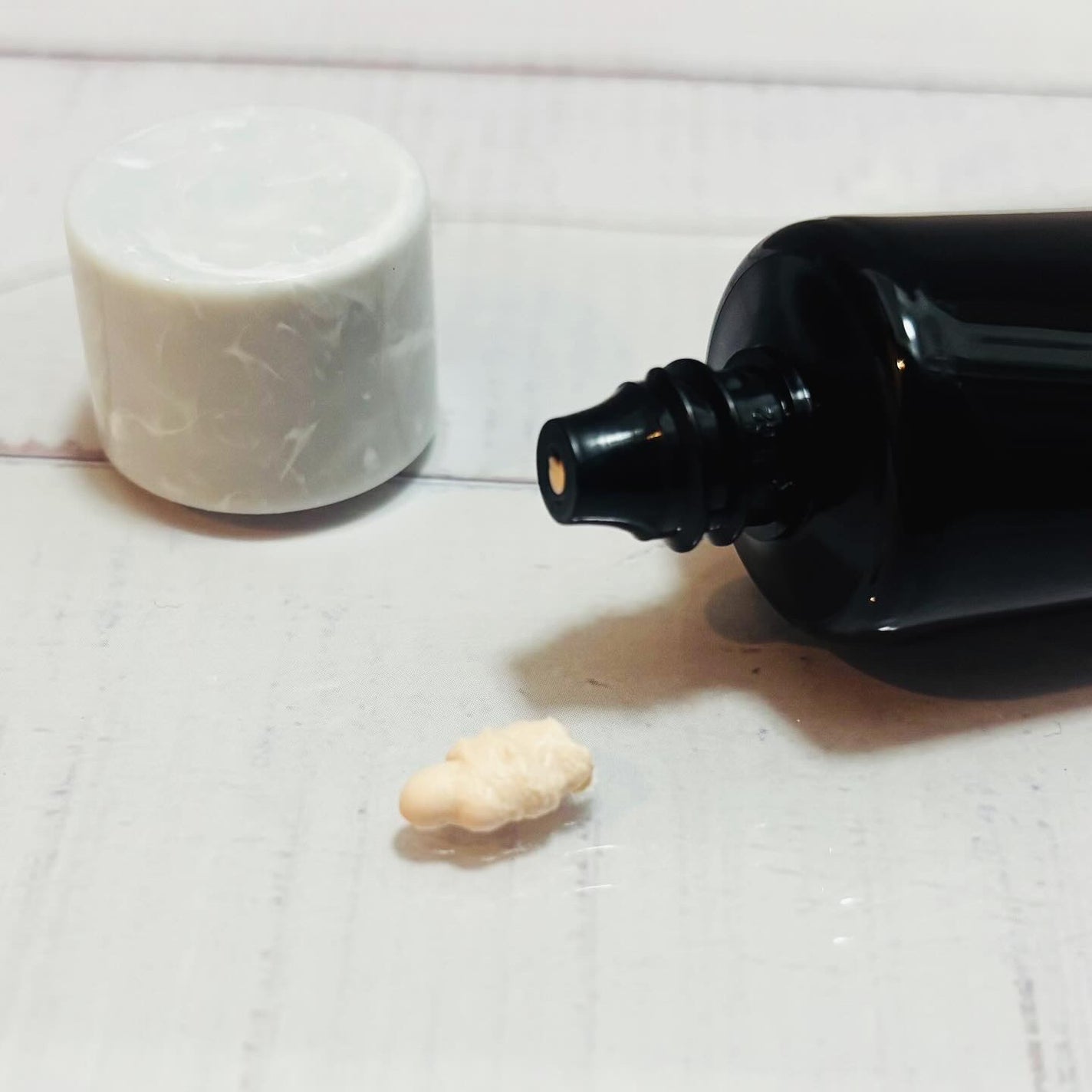 サナ 毛穴パテ職人 クッションブースター下地/毛穴パテ職人/化粧下地を使ったクチコミ(3枚目)