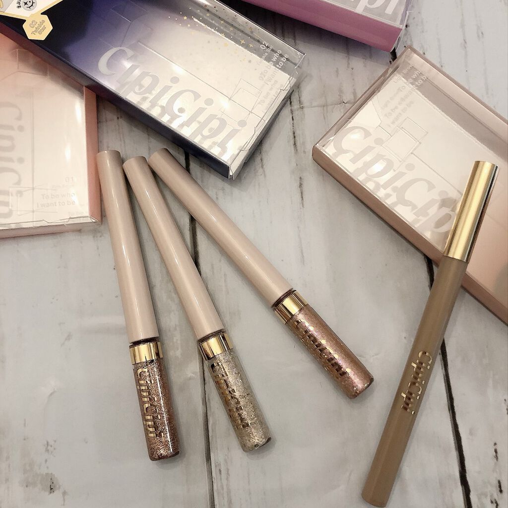 グリッターイルミネーションライナー/CipiCipi/リキッドアイライナーを使ったクチコミ(2枚目)