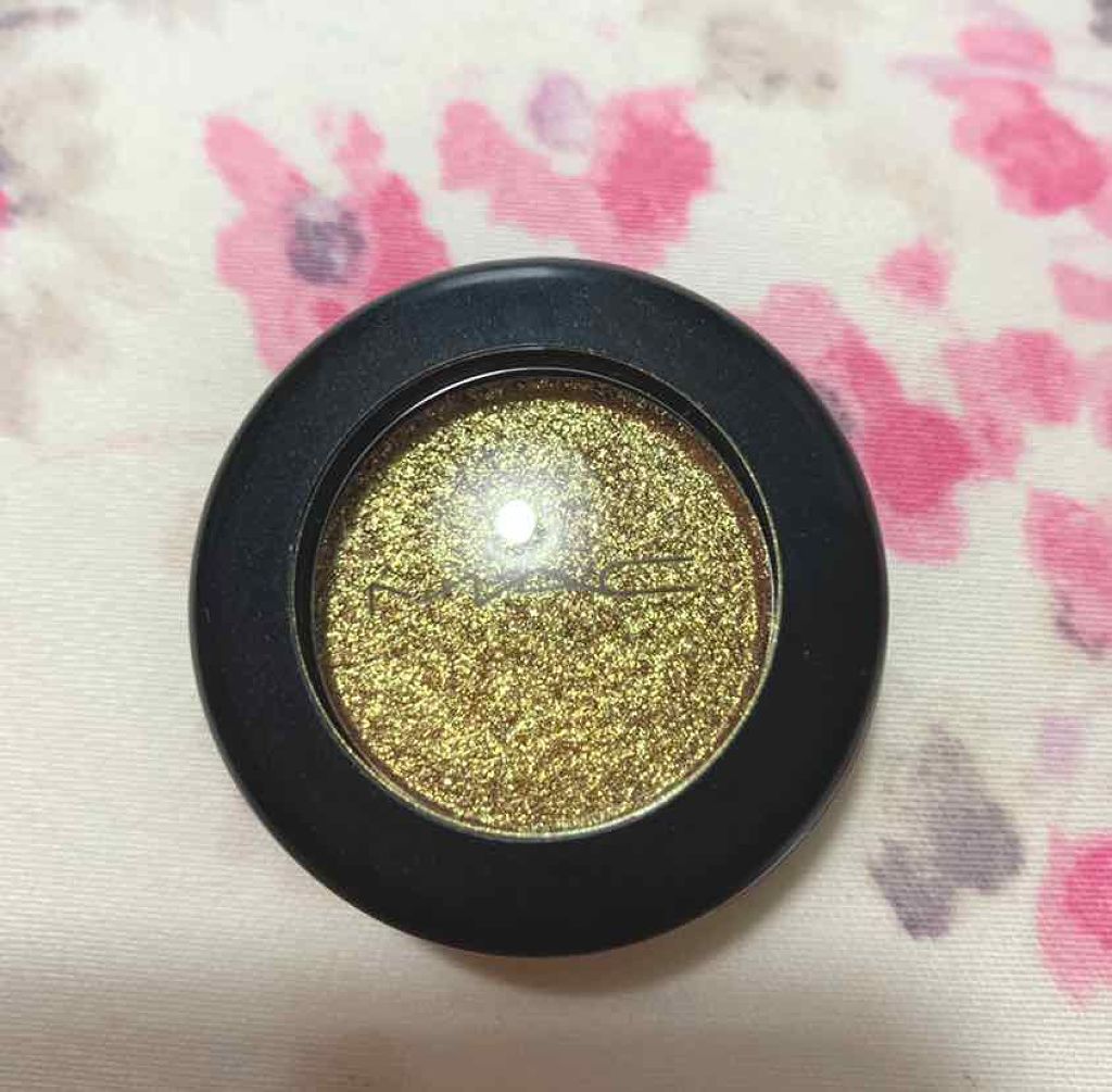 ダズルシャドウ/M・A・C/単色アイシャドウを使ったクチコミ(1枚目)