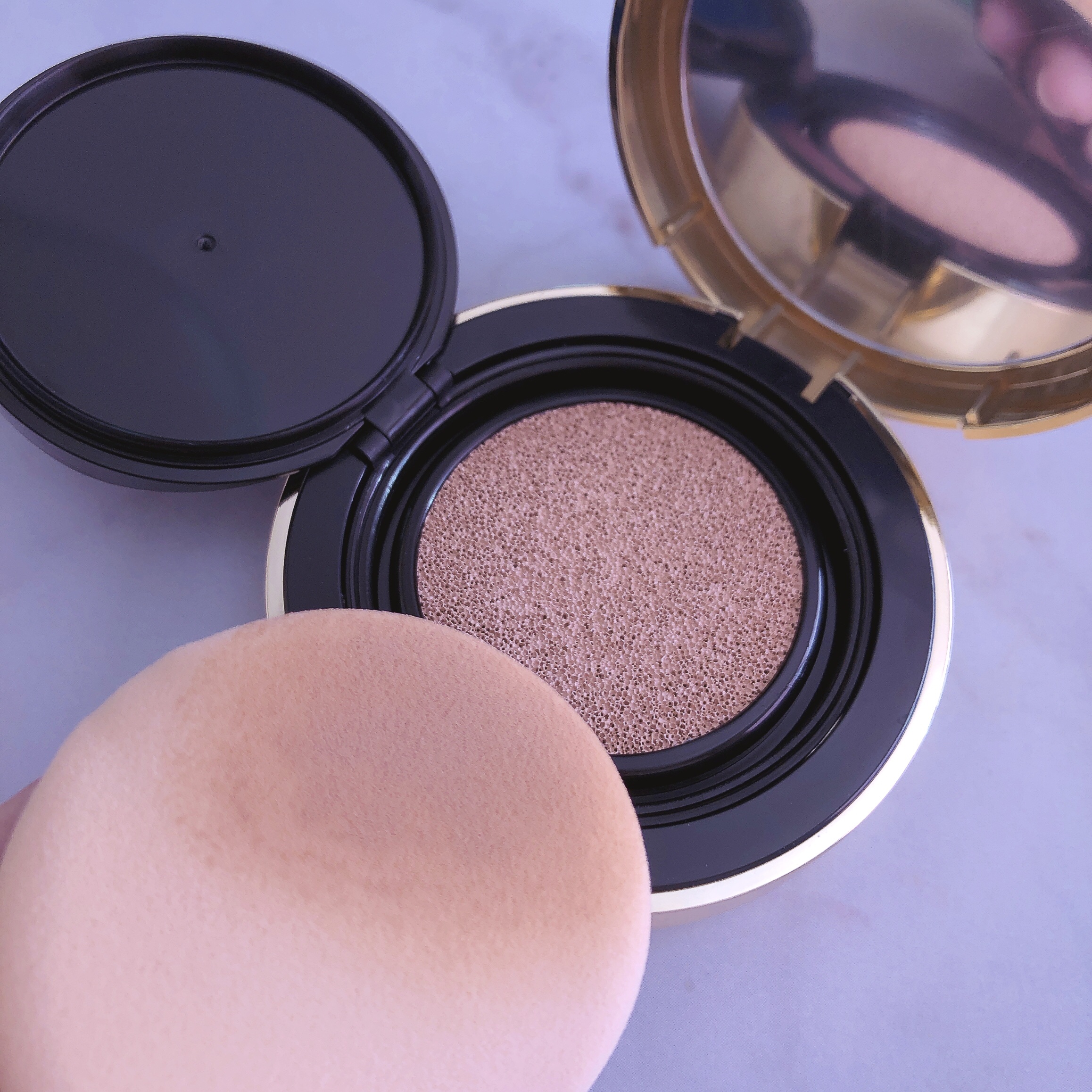 パーフェクティングフィッティング フルカバレッジクッション 23号 ロージーバニラ /LILIBETH/クッションファンデーションを使ったクチコミ（3枚目）