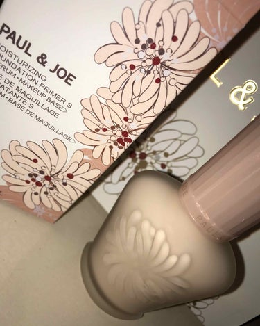 モイスチュアライジング ファンデーション プライマー S/PAUL & JOE BEAUTE/化粧下地を使ったクチコミ（1枚目）