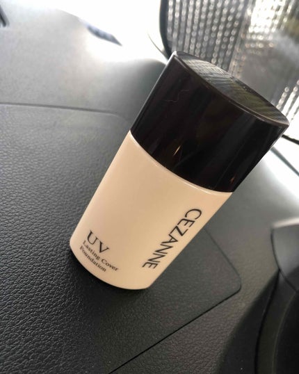 ラスティングカバーファンデーション 10 明るいオークル系/CEZANNE/リキッドファンデーションを使ったクチコミ(1枚目)