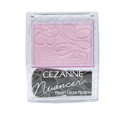 パールグロウニュアンサー/CEZANNE/パウダーハイライトを使ったクチコミ(1枚目)
