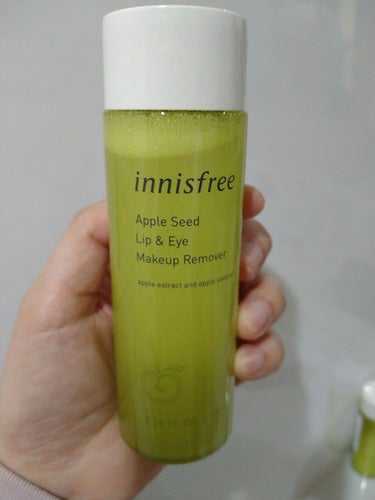 アップルシード リップ＆アイメイク リムーバー/innisfree/ポイントメイクリムーバーを使ったクチコミ（3枚目）