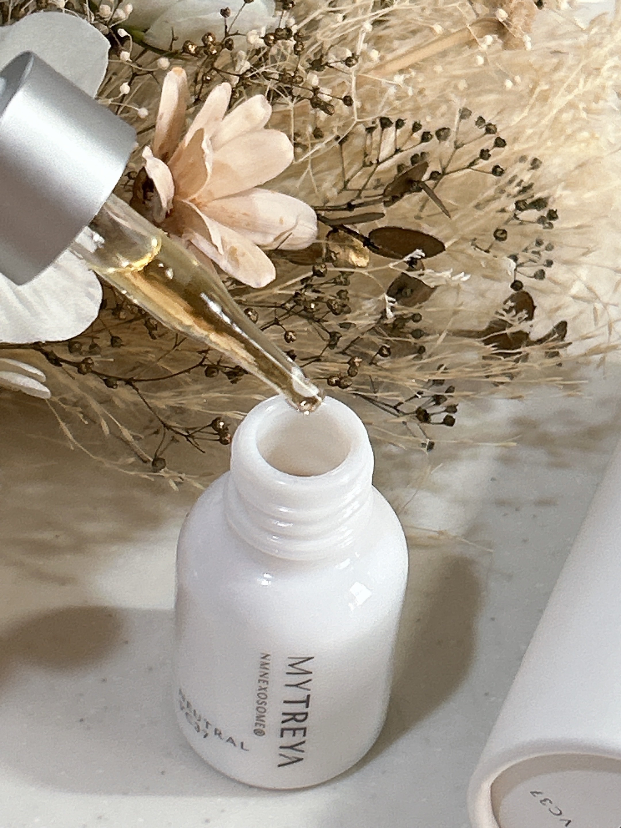 ニュートラル  VC37/Mytreya/美容液を使ったクチコミ（2枚目）