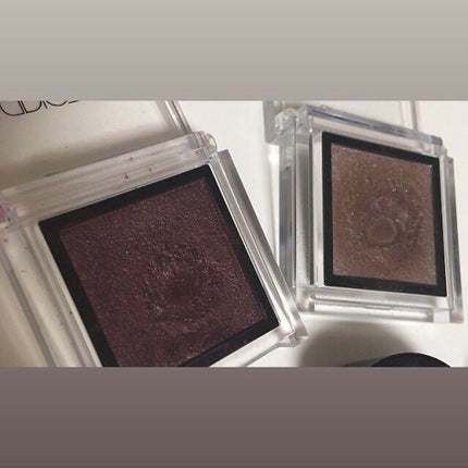 ダズルシャドウ/M・A・C/単色アイシャドウを使ったクチコミ(2枚目)