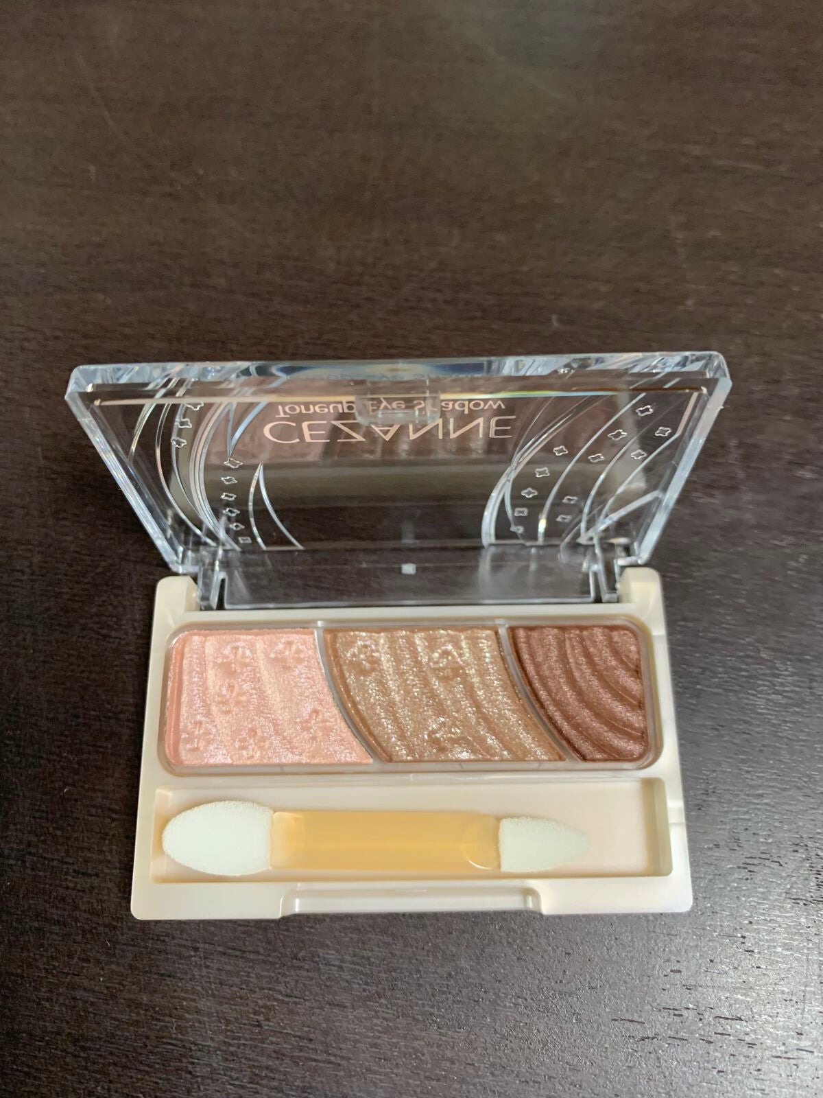 トーンアップアイシャドウ/CEZANNE/アイシャドウパレットを使ったクチコミ(2枚目)