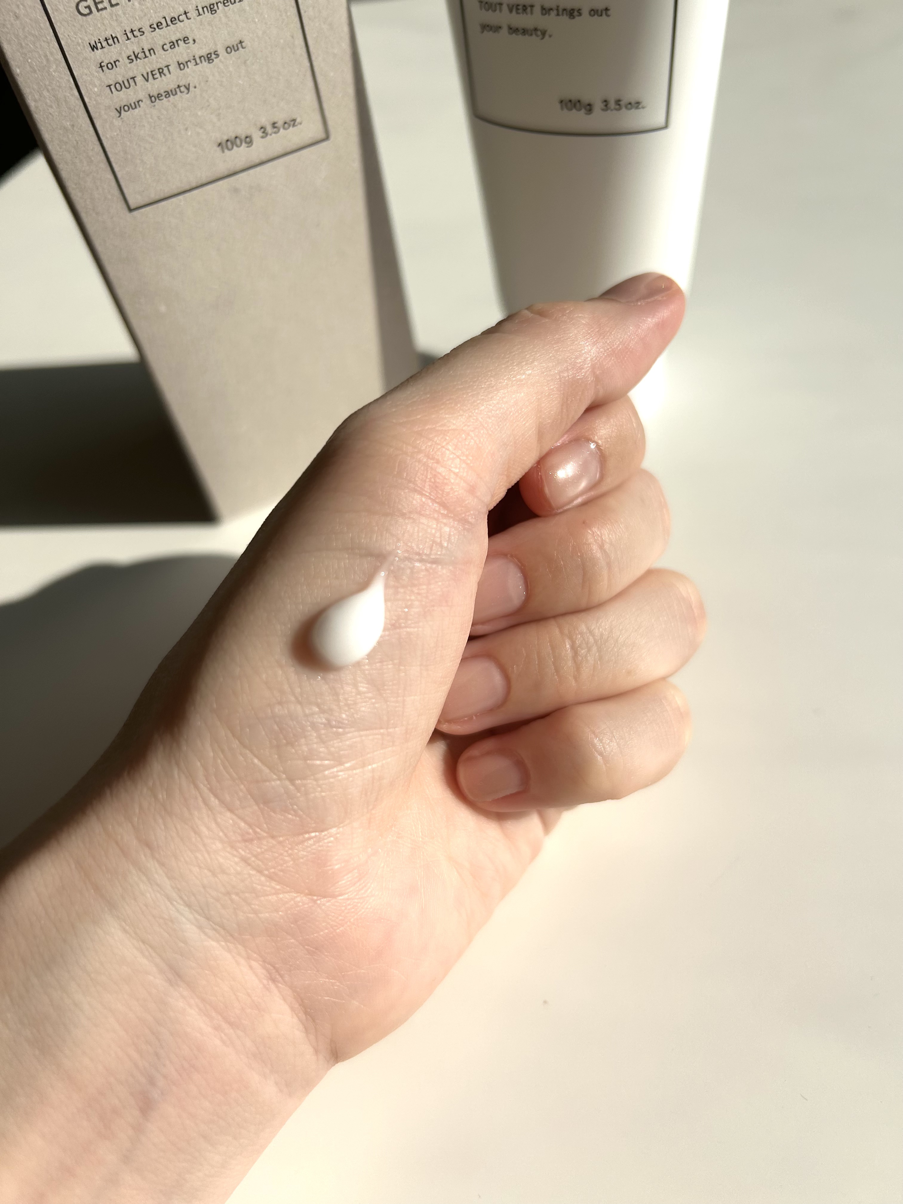 エッセンスセレクトゲル/TOUT VERT/オールインワン化粧品を使ったクチコミ（2枚目）