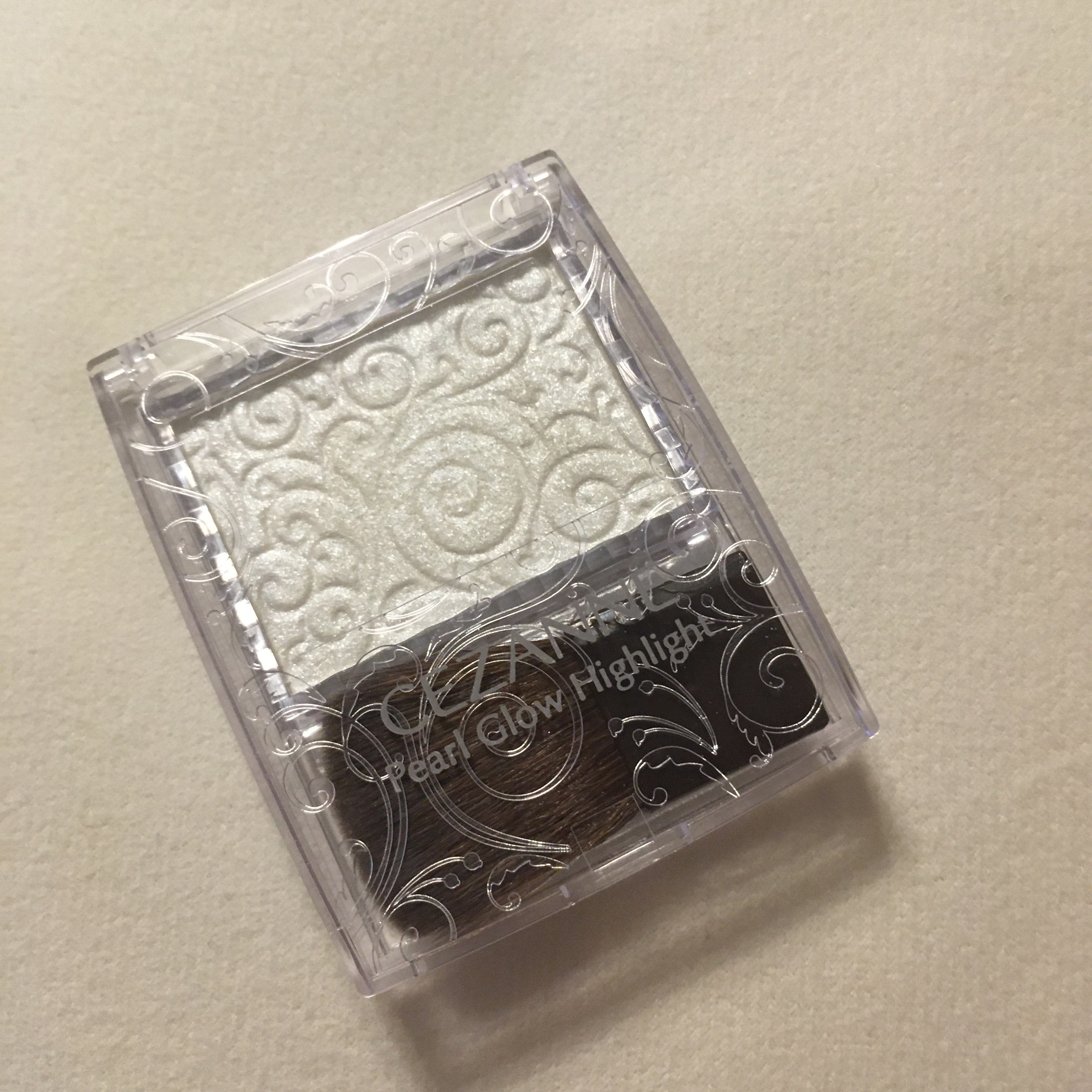 パールグロウハイライト/CEZANNE/パウダーハイライトを使ったクチコミ（1枚目）