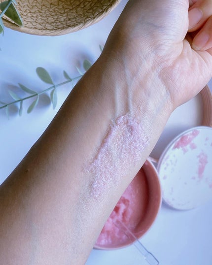 Q+Me スウィート ボム タラソ スクラブ/AGARISM/バスト・ヒップケアを使ったクチコミ(5枚目)